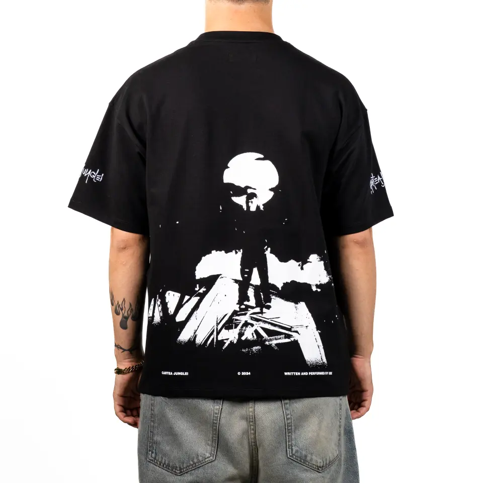 Cartea Junglei Premium Tee